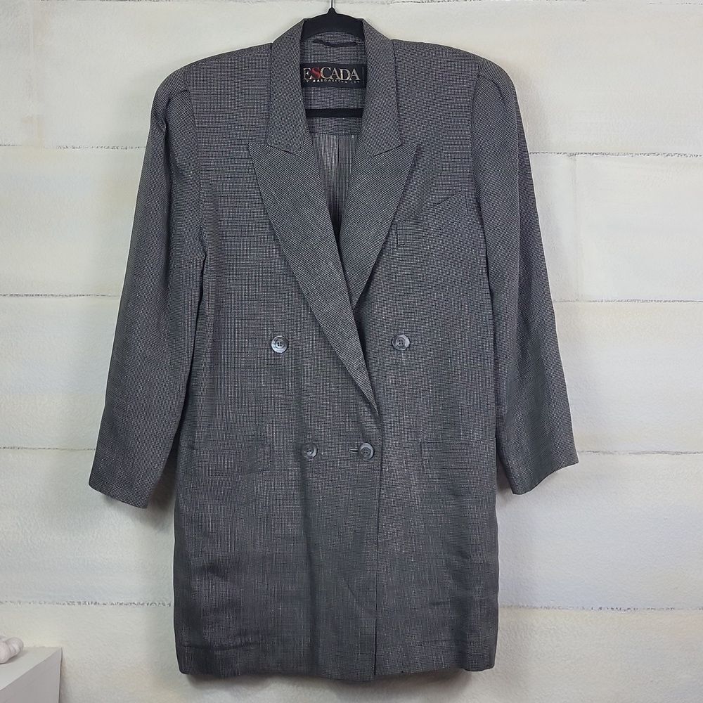 NWOT ESCADA linen gray jacket. Size 34 Germany = 4‎ US